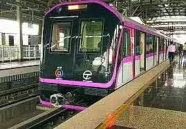 Pune : ट्रैफिक कम करने के लिए नगर रोड पर 4.7 किलोमीटर लंबा डबल-डेकर मेट्रो-फ्लाईओवर बनेगा Pune : ट्रैफिक कम करने के लिए नगर रोड पर 4.7 किलोमीटर लंबा डबल-डेकर मेट्रो-फ्लाईओवर बनेगा