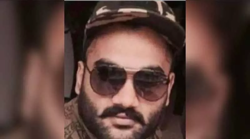 मेडिकल दिक्कतों के बाद, भगोड़े आतंकवादी गोल्डी बराड़ के पिता को Kapurthala jail में रखा गया मेडिकल दिक्कतों के बाद, भगोड़े आतंकवादी गोल्डी बराड़ के पिता को Kapurthala jail में रखा गया