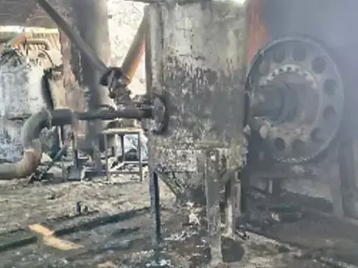 प्रशासन ने मंगल कार्बन प्लांट को किया सील, ब्लास्ट की घटना के बाद कार्रवाई प्रशासन ने मंगल कार्बन प्लांट को किया सील, ब्लास्ट की घटना के बाद कार्रवाई