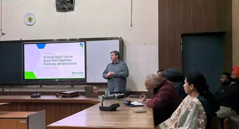 डिजिटल खेती, कनाडाई प्रोफेसर Punjab एग्रीकल्चरल यूनिवर्सिटी में ग्लोबल विजन लाए हैं डिजिटल खेती, कनाडाई प्रोफेसर Punjab एग्रीकल्चरल यूनिवर्सिटी में ग्लोबल विजन लाए हैं