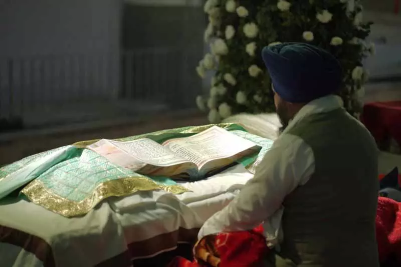 Guru Ravidas की 649वीं जयंती, दूसरे दिन खुरालगढ़ साहिब में बड़ी संख्या में श्रद्धालु उमड़े Guru Ravidas की 649वीं जयंती, दूसरे दिन खुरालगढ़ साहिब में बड़ी संख्या में श्रद्धालु उमड़े