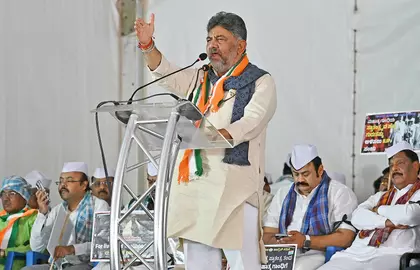 किराया वृद्धि पर शिवकुमार का साफ संदेश, राज्य सरकार प्रभावित नहीं किराया वृद्धि पर शिवकुमार का साफ संदेश, राज्य सरकार प्रभावित नहीं