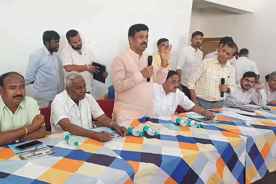 संत सेवालाल जयंती उत्सव मेले की सफलता के लिए सभी का सहयोग ज़रूरी है: Lamani संत सेवालाल जयंती उत्सव मेले की सफलता के लिए सभी का सहयोग ज़रूरी है: Lamani