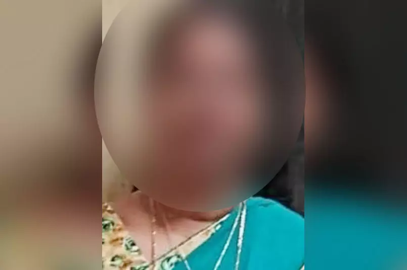 बाथरूम में दम घुटने से महिला की दर्दनाक मौत, शव देखकर मच गया कोहराम बाथरूम में दम घुटने से महिला की दर्दनाक मौत, शव देखकर मच गया कोहराम