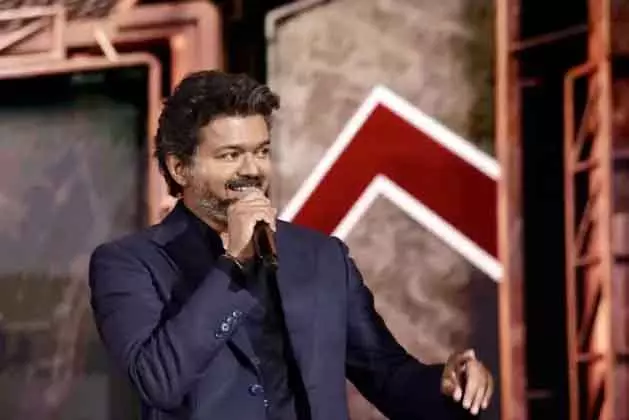 Thalapathy Vijay को मद्रास हाई कोर्ट में ₹1.5 करोड़ जुर्माने का झटका Thalapathy Vijay को मद्रास हाई कोर्ट में ₹1.5 करोड़ जुर्माने का झटका