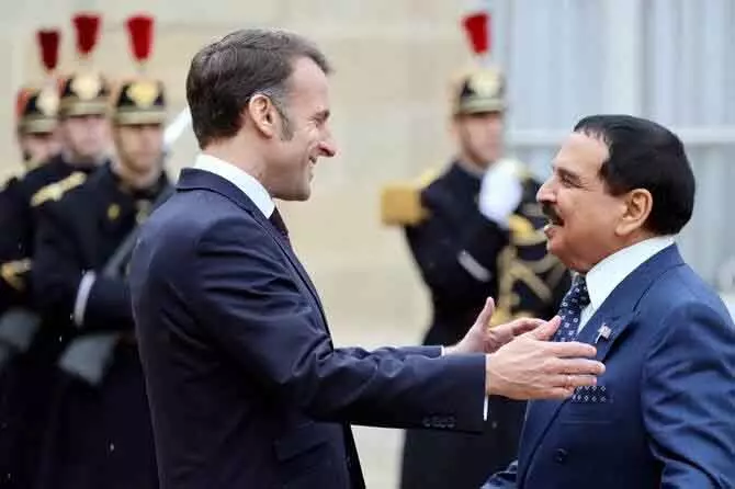 France और बहरीन ने रक्षा सहयोग और रणनीतिक जानकारी साझा करने का समझौता किया France और बहरीन ने रक्षा सहयोग और रणनीतिक जानकारी साझा करने का समझौता किया