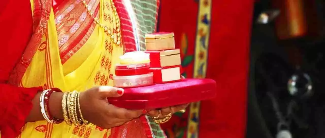 महिला की संदिग्ध मौत, माता-पिता बोले – दहेज के लिए पीट-पीटकर मारा गया महिला की संदिग्ध मौत, माता-पिता बोले – दहेज के लिए पीट-पीटकर मारा गया