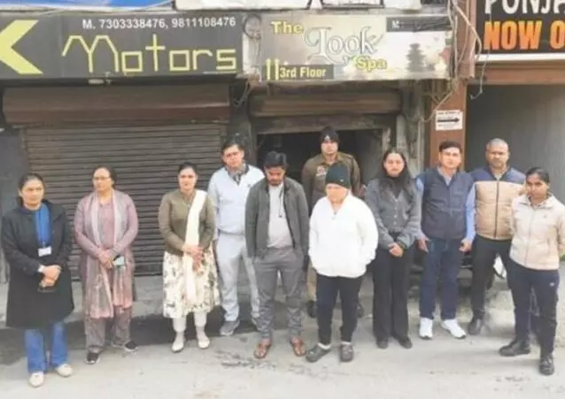 Jhajjar: झज्जर-Delhi PNDT टीम ने SPA सेंटर से काला खेल उजागर किया Jhajjar: झज्जर-Delhi PNDT टीम ने SPA सेंटर से काला खेल उजागर किया