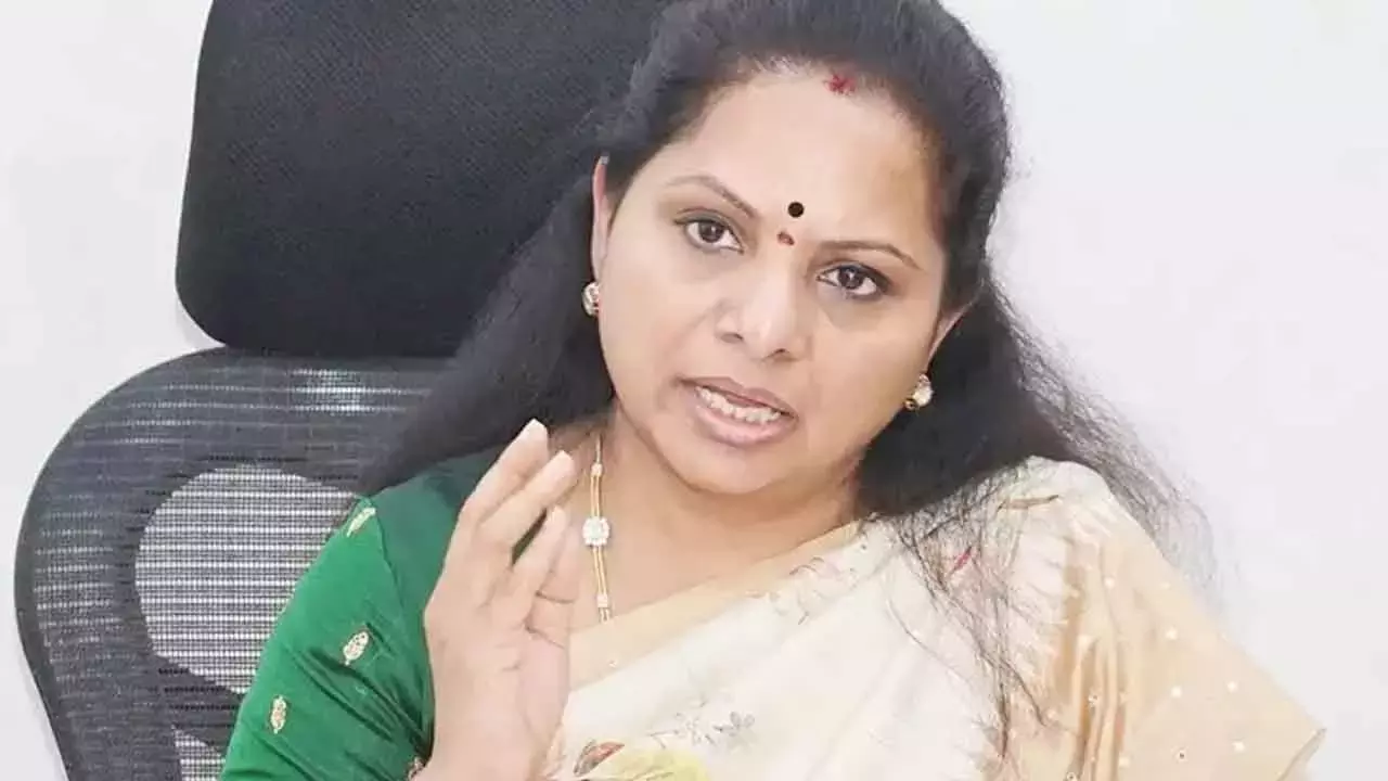Telangana: कविता ने तीन महीने में नई पार्टी लॉन्च करने का संकेत दिया Telangana: कविता ने तीन महीने में नई पार्टी लॉन्च करने का संकेत दिया