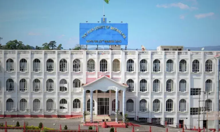 Meghalaya HC का आदेश: धमाके के बाद ईस्ट जयंतिया हिल्स में अवैध माइनिंग पर लगाम Meghalaya HC का आदेश: धमाके के बाद ईस्ट जयंतिया हिल्स में अवैध माइनिंग पर लगाम