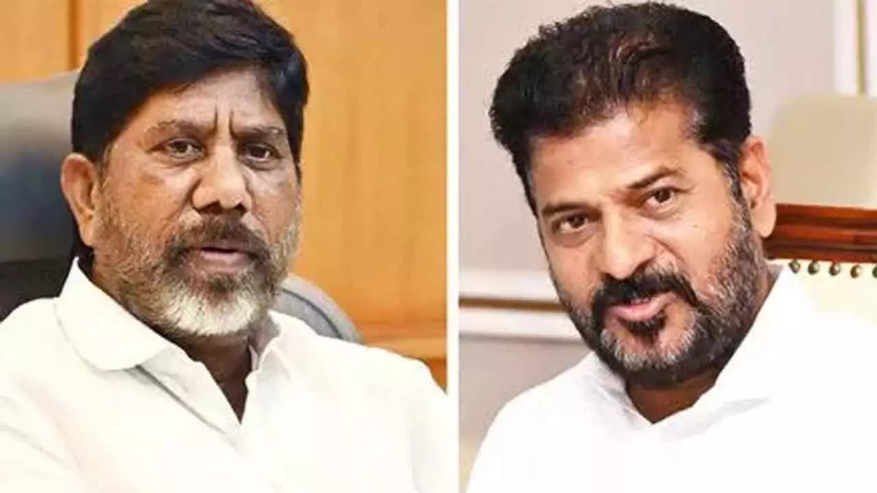 Telangana: नगर निगम चुनाव से पहले भट्टी विक्रमार्क ने रेवंत रेड्डी से मुलाकात की Telangana: नगर निगम चुनाव से पहले भट्टी विक्रमार्क ने रेवंत रेड्डी से मुलाकात की