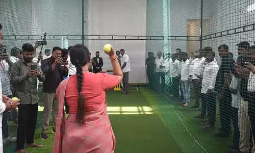 Lakshmi Hebbalkar के लिए सतीश जाराकिहोली ने क्लीन बोल्ड किया