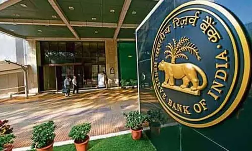 भारत की GDP ग्रोथ का अनुमान बढ़ाकर 7.4% किया गया: RBI भारत की GDP ग्रोथ का अनुमान बढ़ाकर 7.4% किया गया: RBI