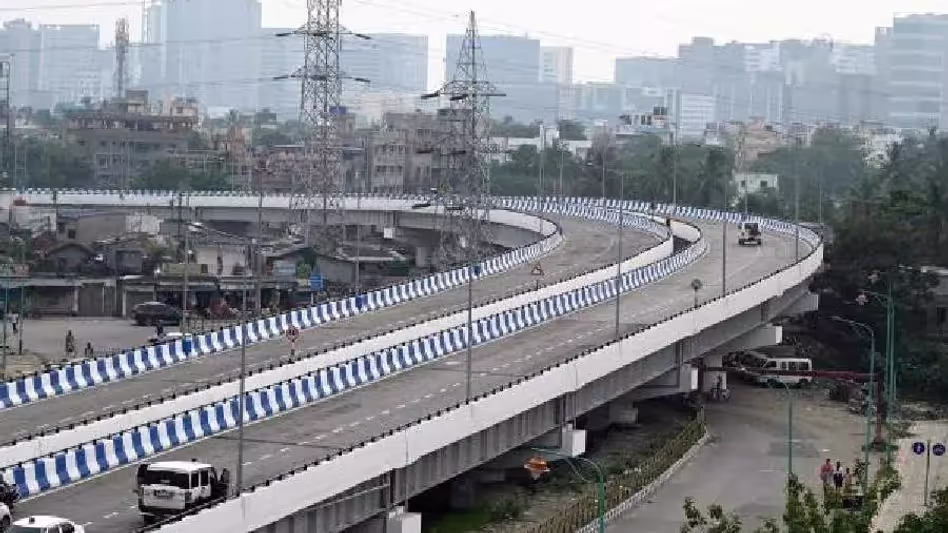 Guwahati के साइकिल फैक्ट्री जंक्शन पर रात में ट्रैफिक पर प्रतिबंध लगाया Guwahati के साइकिल फैक्ट्री जंक्शन पर रात में ट्रैफिक पर प्रतिबंध लगाया