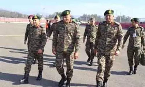 सेना प्रमुख ने Jammu में व्हाइट नाइट कोर का दौरा, ऑपरेशनल तैयारियों की समीक्षा