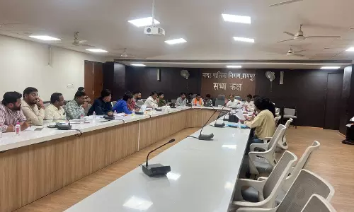 उद्यानों के रखरखाव और सौंदर्यीकरण कार्य पर मेयर मीनल चौबे सख्त उद्यानों के रखरखाव और सौंदर्यीकरण कार्य पर मेयर मीनल चौबे सख्त