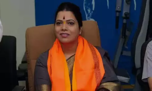 BJP की रितु तावड़े होंगी मुंबई की मेयर, शिवसेना के संजय शंकर घड़ी होंगे उपमहापौर BJP की रितु तावड़े होंगी मुंबई की मेयर, शिवसेना के संजय शंकर घड़ी होंगे उपमहापौर