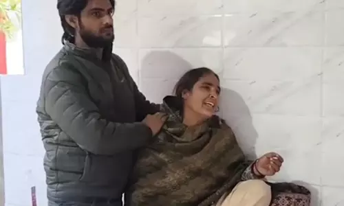 Mathura: यमुना एक्सप्रेसवे पर तेज रफ्तार ट्रक ने यात्रियों को कुचला, छह की मौत Mathura: यमुना एक्सप्रेसवे पर तेज रफ्तार ट्रक ने यात्रियों को कुचला, छह की मौत