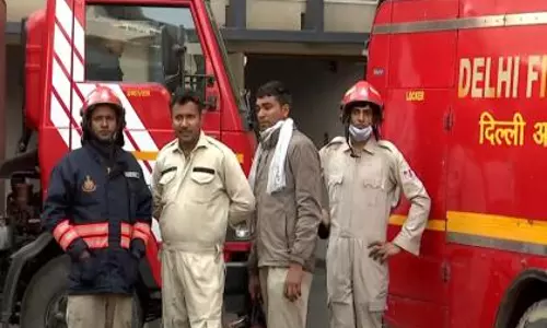 Delhi: सरिता विहार के पैसिफिक मॉल में आग लगी, कोई जनहानि नहीं हुई