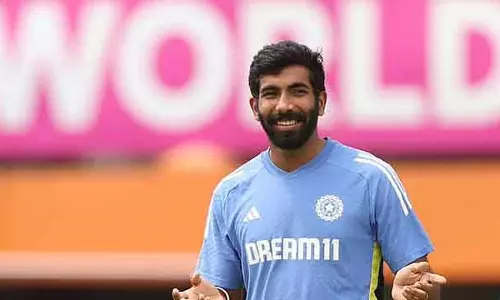 T20 World Cup : जसप्रीत बुमराह का पहले मैच में खेलना संदिग्ध है T20 World Cup : जसप्रीत बुमराह का पहले मैच में खेलना संदिग्ध है