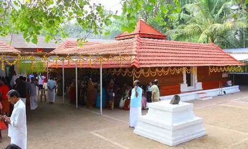 Salarie नहीं मिलने पर: मंदिर के कर्मचारी सामूहिक रूप से इस्तीफा देंगे Salarie नहीं मिलने पर: मंदिर के कर्मचारी सामूहिक रूप से इस्तीफा देंगे