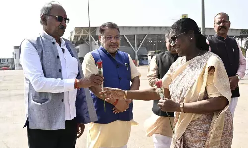 छत्तीसगढ़ बीजेपी का गढ़ है तो बीजेपी के नेता आएंगे ही : MP बृजमोहन अग्रवाल छत्तीसगढ़ बीजेपी का गढ़ है तो बीजेपी के नेता आएंगे ही : MP बृजमोहन अग्रवाल