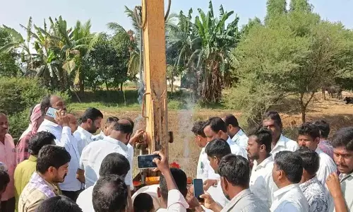 सरकारी लापरवाही के कारण रायपोले के किसानों ने Dredging शुरू की