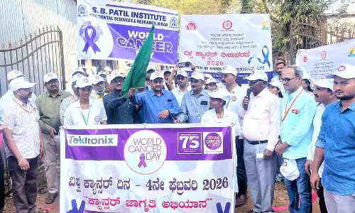 हर साल 9 लाख लोग कैंसर से मरते हैं: Dr. Kiran Patil हर साल 9 लाख लोग कैंसर से मरते हैं: Dr. Kiran Patil