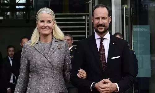Norway की क्राउन प्रिंसेस ने माना कि एपस्टीन से दोस्ती एक गलती थी