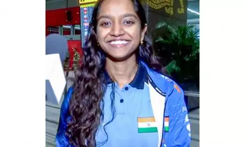 इलावेनिल ने जीता गोल्ड, शंभवी ने एशियन जूनियर रिकॉर्ड बनाकर बनाया नया कीर्तिमान इलावेनिल ने जीता गोल्ड, शंभवी ने एशियन जूनियर रिकॉर्ड बनाकर बनाया नया कीर्तिमान