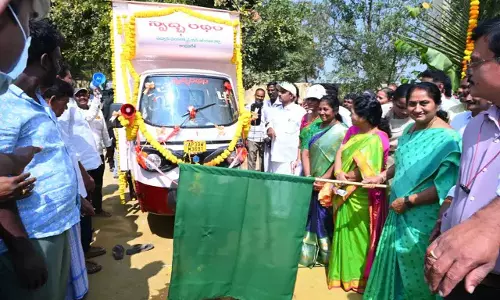 कचरे को धन में बदलकर रोज़गार के अवसर: Minister S. Savitha