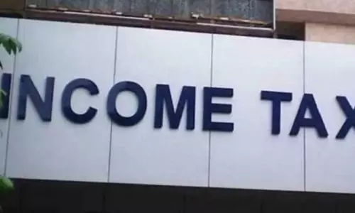 Faridabad: आयकर विभाग की लंबी कार्रवाई में सोना जब्त Faridabad: आयकर विभाग की लंबी कार्रवाई में सोना जब्त