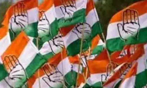 Jagtial में टिकटों को लेकर सीनियर नेताओं की बगावत से कांग्रेस में फूट Jagtial में टिकटों को लेकर सीनियर नेताओं की बगावत से कांग्रेस में फूट