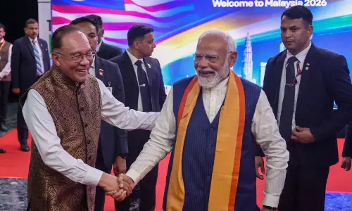 मलेशिया के प्रधानमंत्री इब्राहिम ने एक सामुदायिक कार्यक्रम में PM मोदी को महान मित्र बताया
