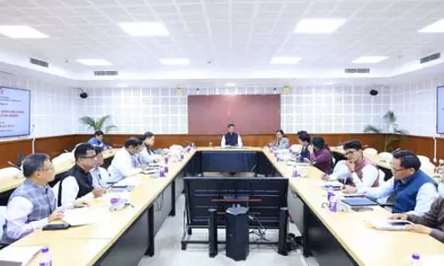 आवारा पशुओं से होने वाली दुर्घटनाओं को रोकने के लिए प्रशिक्षण जरूरी: माणिक साहा आवारा पशुओं से होने वाली दुर्घटनाओं को रोकने के लिए प्रशिक्षण जरूरी: माणिक साहा