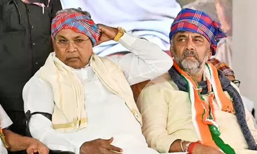 कर्नाटक सीएम के बेटे के बयान के बाद राज्य में सातवें आसमान पर पहुंचा सियासी पारा
