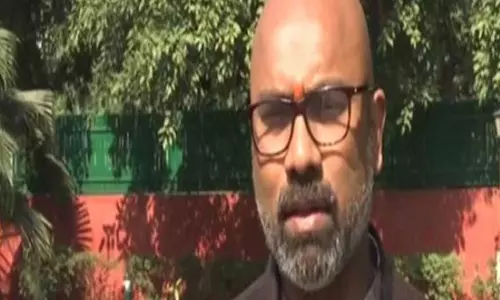 अरविंद धर्मपुरी ने तेलंगाना CM के खिलाफ शिकायत दर्ज कराई अरविंद धर्मपुरी ने तेलंगाना CM के खिलाफ शिकायत दर्ज कराई