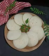 Suji Dahi Idli Recipe: घर पर बनाएं नरम और स्पंजी सूजी दही इडली Suji Dahi Idli Recipe: घर पर बनाएं नरम और स्पंजी सूजी दही इडली