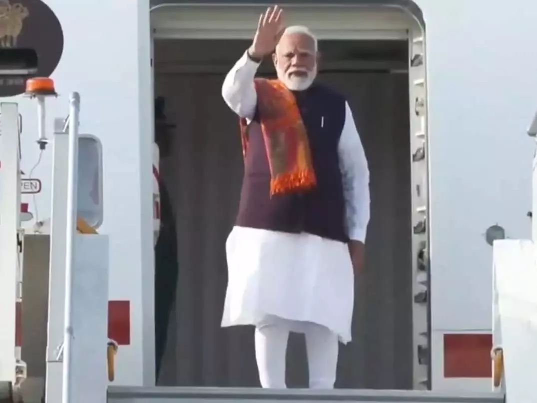 प्रधानमंत्री नरेंद्र मोदी मलेशिया दौरे पर रवाना हुए, VIDEO प्रधानमंत्री नरेंद्र मोदी मलेशिया दौरे पर रवाना हुए, VIDEO
