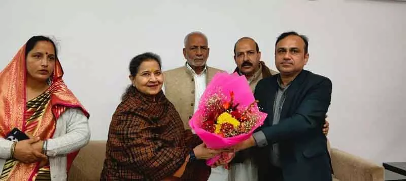 Yamunanagar विधायक ने बैठक की, व्यासपुर में चल रहे विकास कार्यों की समीक्षा की Yamunanagar विधायक ने बैठक की, व्यासपुर में चल रहे विकास कार्यों की समीक्षा की