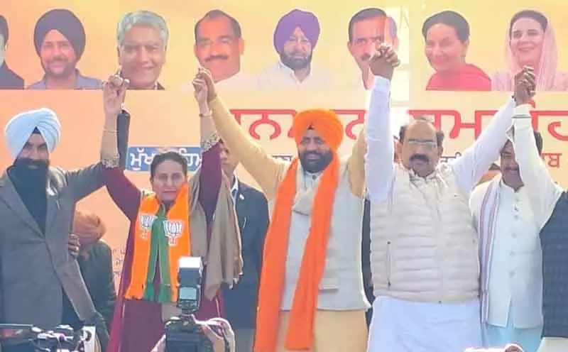 2027 में पंजाब चुनाव अकेले लड़ेगी बीजेपी: हरियाणा के सीएम 2027 में पंजाब चुनाव अकेले लड़ेगी बीजेपी: हरियाणा के सीएम