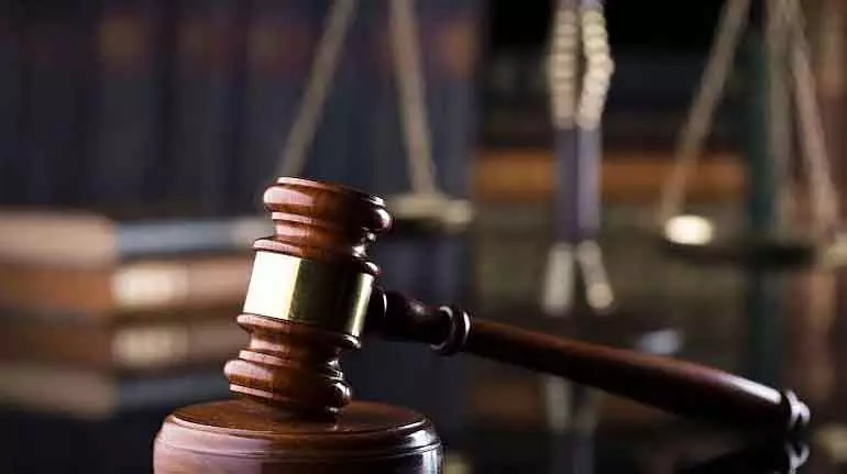 MP : पेटलावद में 5 साल तक चले ट्रायल के बाद बामनिया हत्याकांड में बरी किया गया MP : पेटलावद में 5 साल तक चले ट्रायल के बाद बामनिया हत्याकांड में बरी किया गया