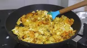 Healthy breakfast: रात की बची हुई रोटी से सुबह नाश्ते में बना लें चूरमा Healthy breakfast: रात की बची हुई रोटी से सुबह नाश्ते में बना लें चूरमा