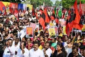 DMK गठबंधन 12 फरवरी को केंद्रीय बजट के खिलाफ विरोध प्रदर्शन करेगा। DMK गठबंधन 12 फरवरी को केंद्रीय बजट के खिलाफ विरोध प्रदर्शन करेगा।