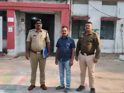 BSP से कॉपर वायर चोरी, निगरानीशुदा बदमाश गिरफ्तार BSP से कॉपर वायर चोरी, निगरानीशुदा बदमाश गिरफ्तार