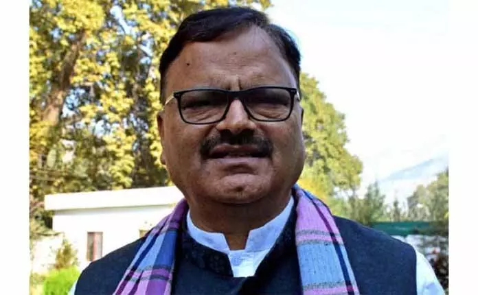 विधायकों ने Kupwara में पीने के पानी की कमी पर चिंता जताई विधायकों ने Kupwara में पीने के पानी की कमी पर चिंता जताई