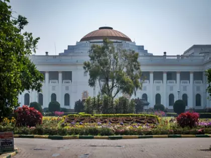 अविश्वास प्रस्ताव पर रोक, पश्चिम Bengal विधानसभा से अहम बिल पारित अविश्वास प्रस्ताव पर रोक, पश्चिम Bengal विधानसभा से अहम बिल पारित