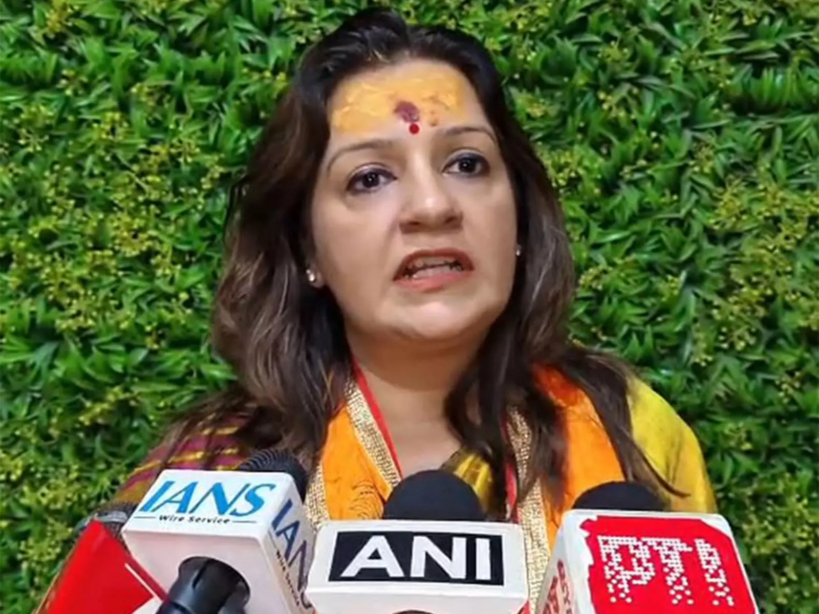 Priyanka Chaturvedi ने भारत-अमेरिका अंतरिम व्यापार ढांचे की आलोचना की Priyanka Chaturvedi ने भारत-अमेरिका अंतरिम व्यापार ढांचे की आलोचना की