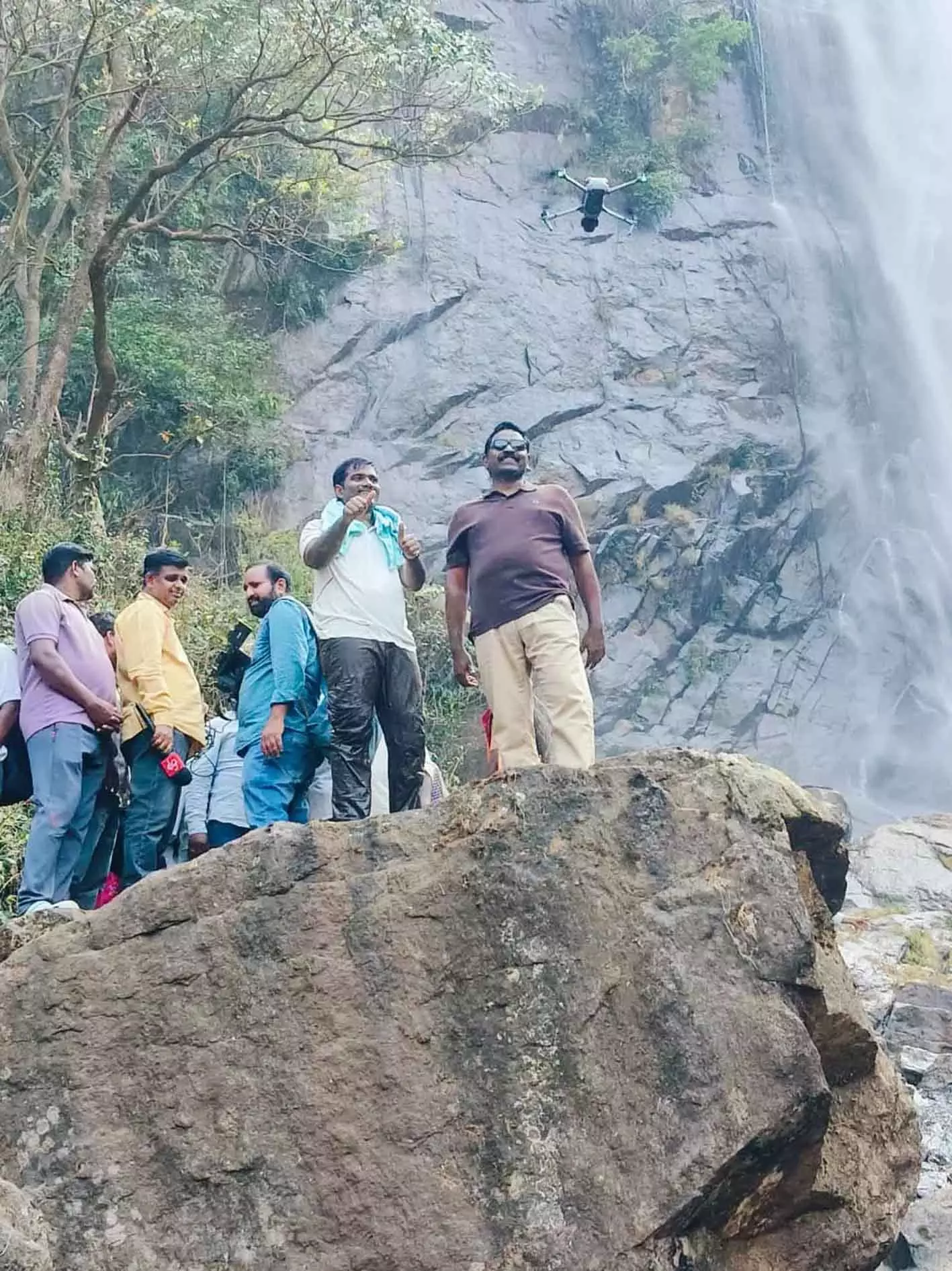 कोडमा पंचायत का लोड्डा झरना बन रहा Andhra का नया इको-टूरिज्म हब कोडमा पंचायत का लोड्डा झरना बन रहा Andhra का नया इको-टूरिज्म हब