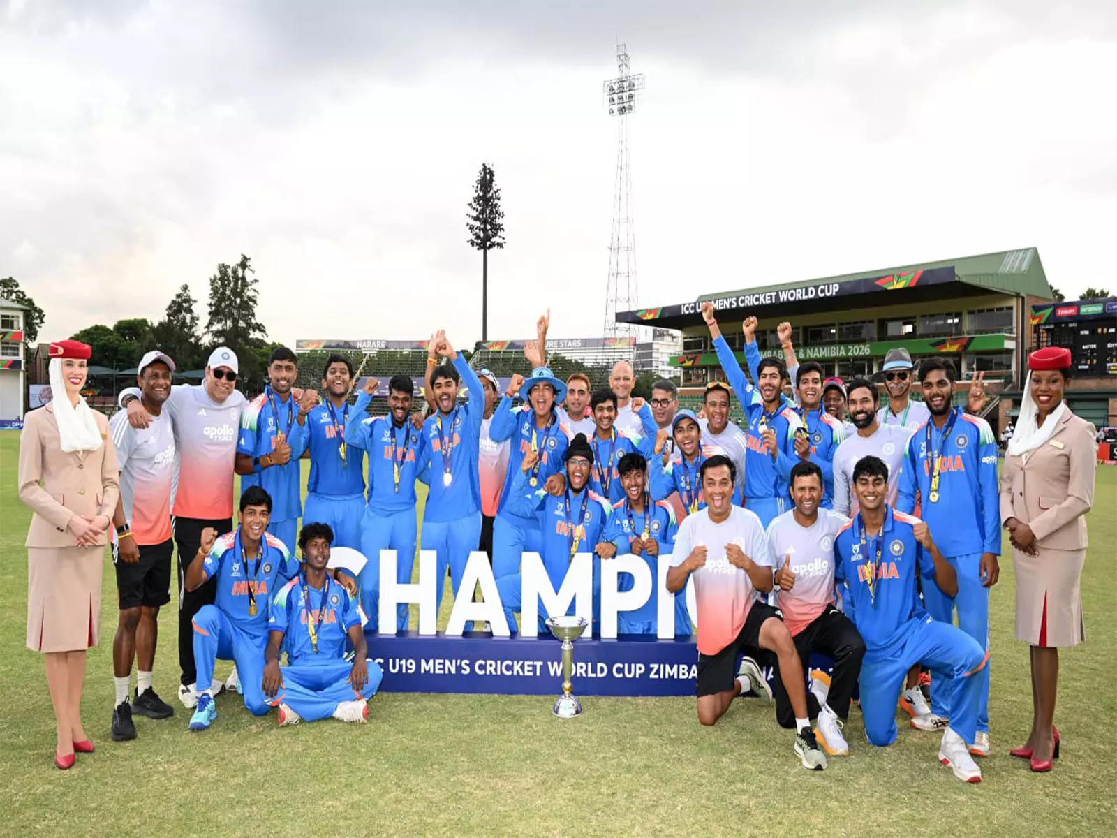 अंडर-19 विश्व कप जीत पर BCCI ने 7.5 करोड़ रुपये का नकद पुरस्कार दिया अंडर-19 विश्व कप जीत पर BCCI ने 7.5 करोड़ रुपये का नकद पुरस्कार दिया